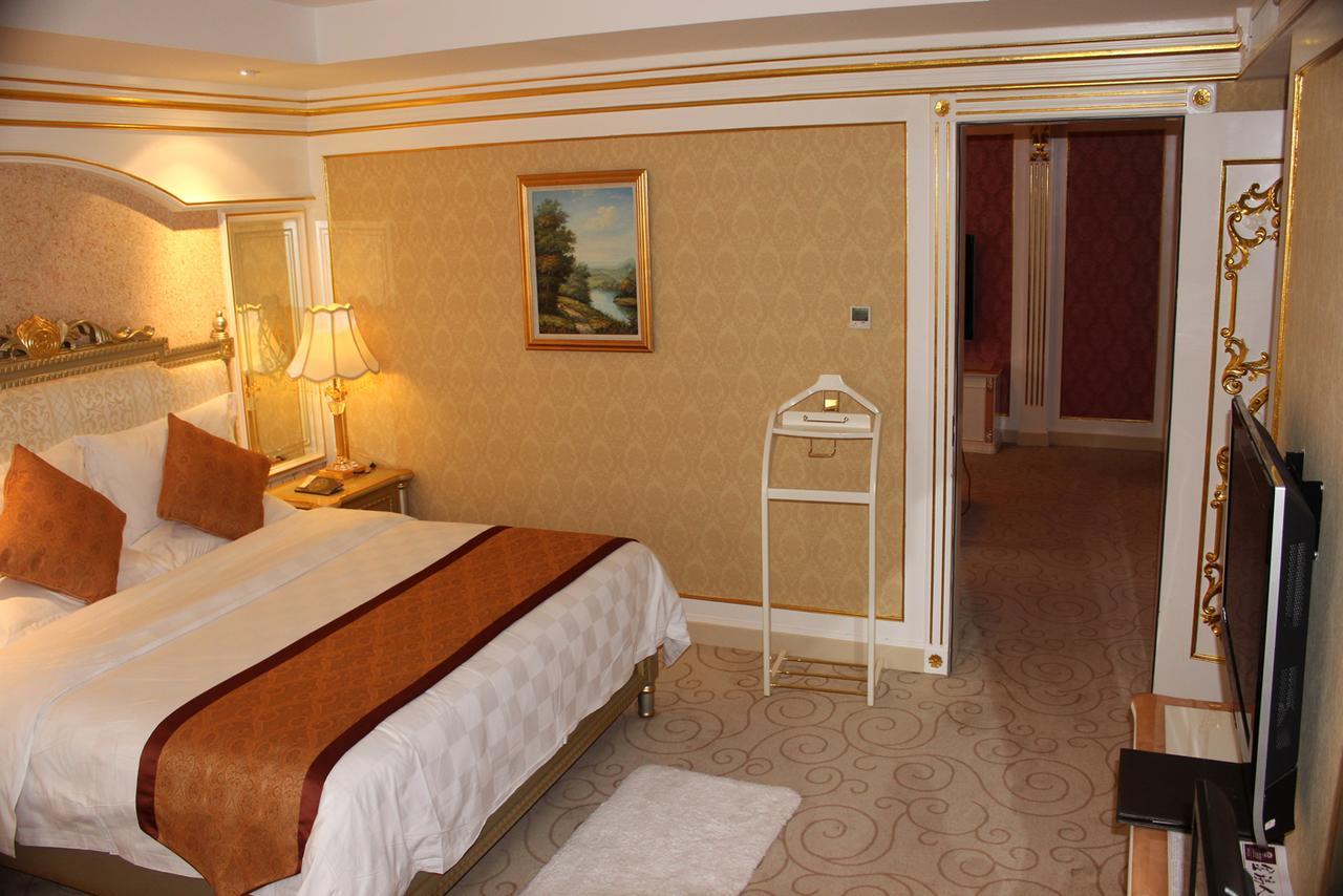 Winner International Hotel Джинджанг Екстериор снимка