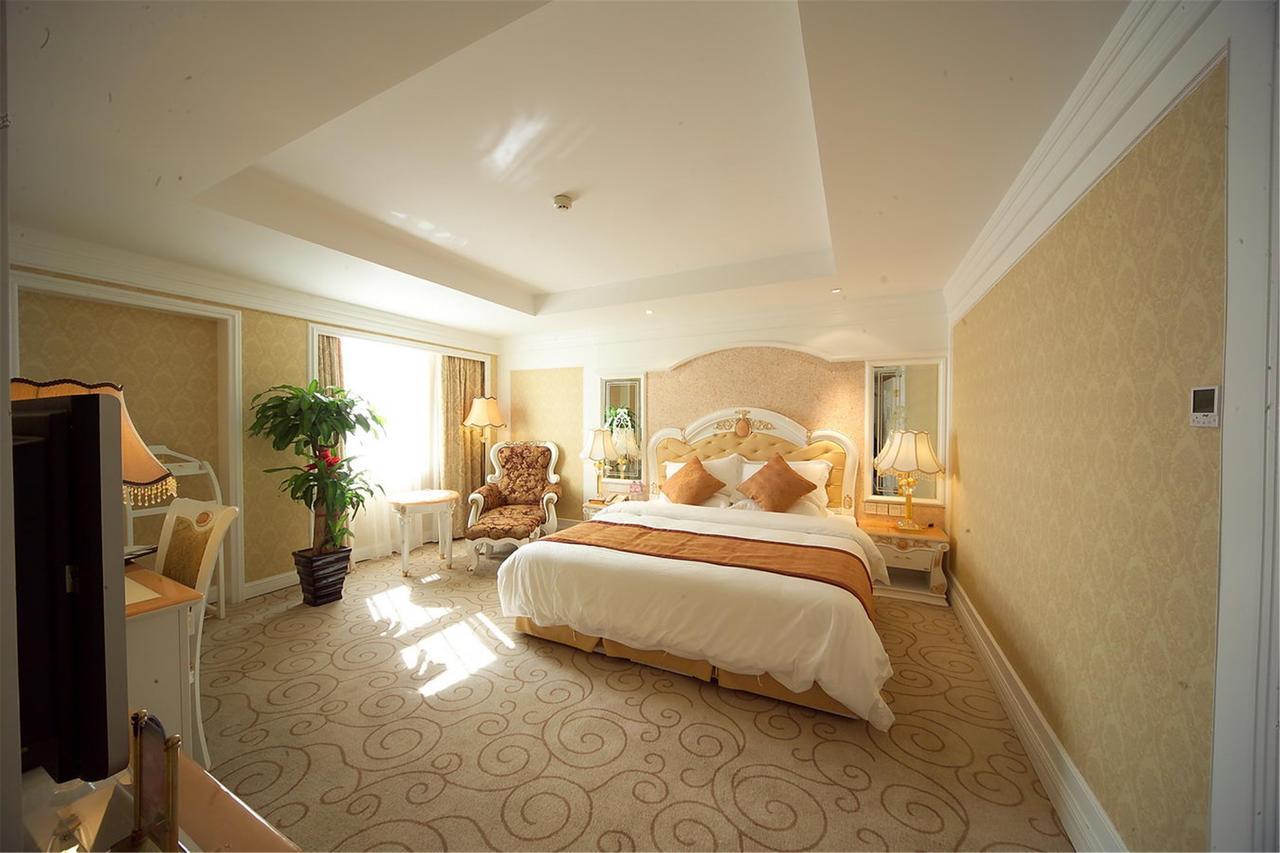 Winner International Hotel Джинджанг Екстериор снимка